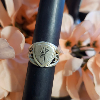 Black Rosen Shield Ring