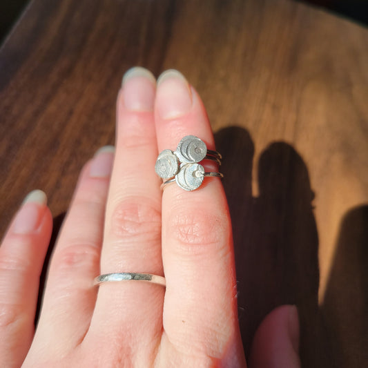 Selene knuckle ring